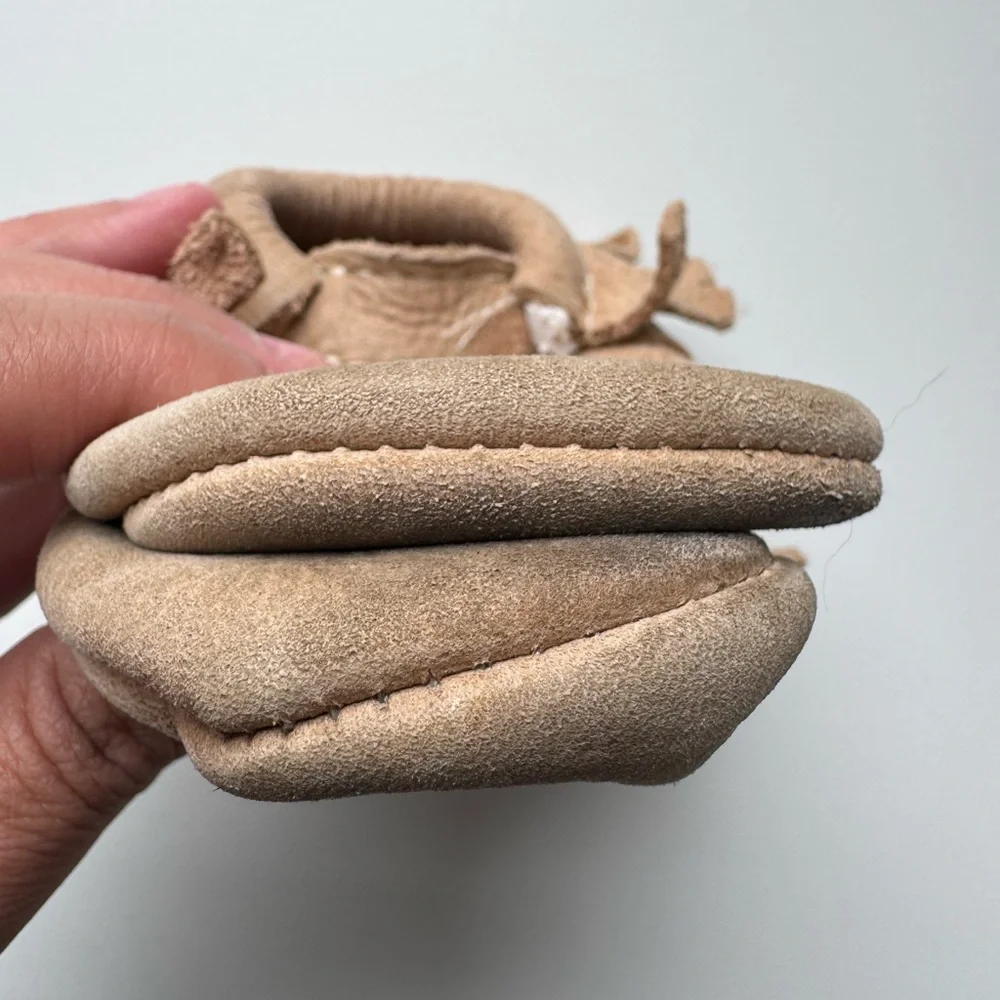 Freshly Picked Soft Sole Moccasins – Weathered Brown